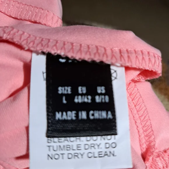 Butterfly Print Top - Picture 6 of 7